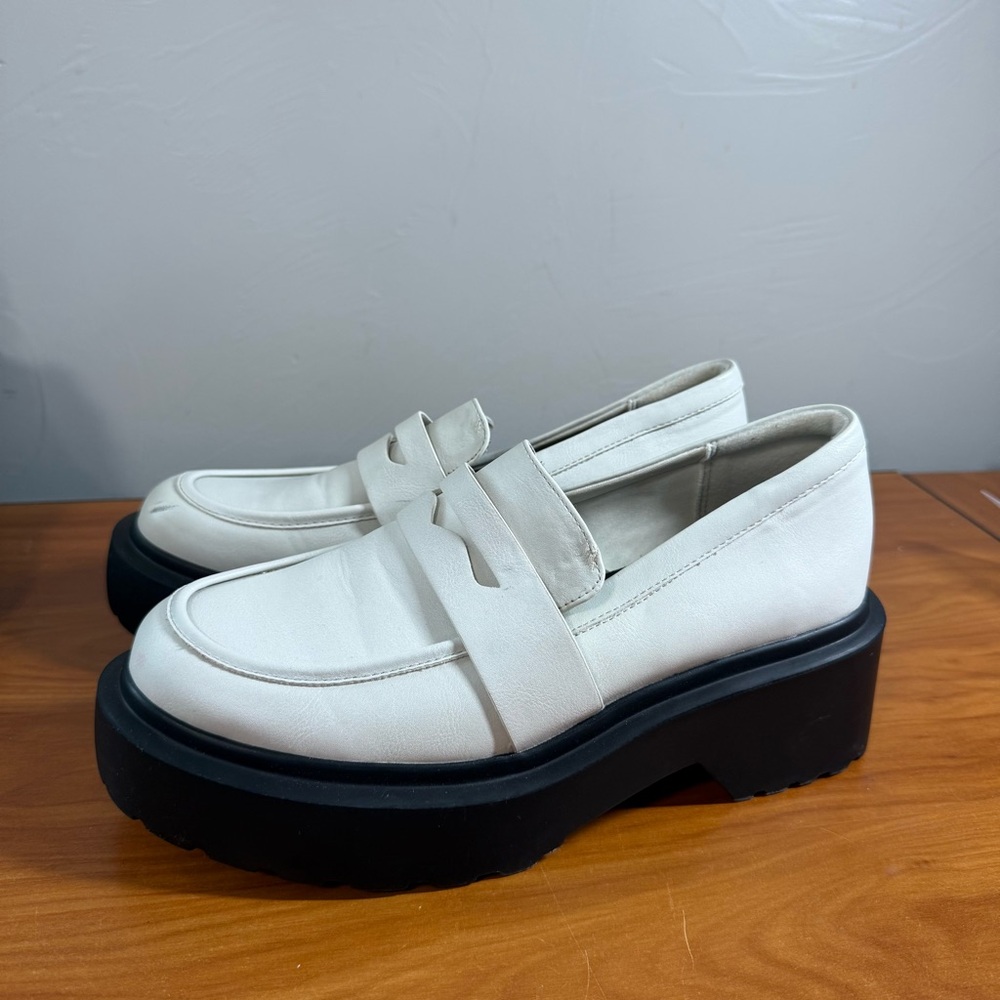 Wild‎ Fable Platform Faux Leather White Chunky Lug Sole Penny Loafer Academia 10
